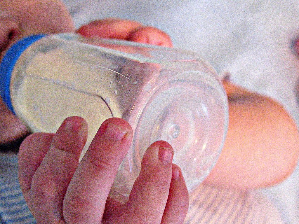 Szklane butelki dla niemowląt